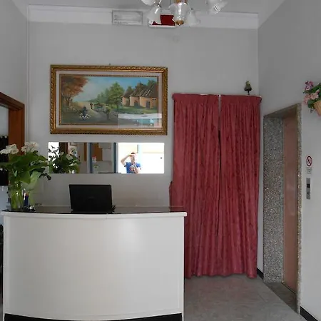 Dei Platani Hotel 2*